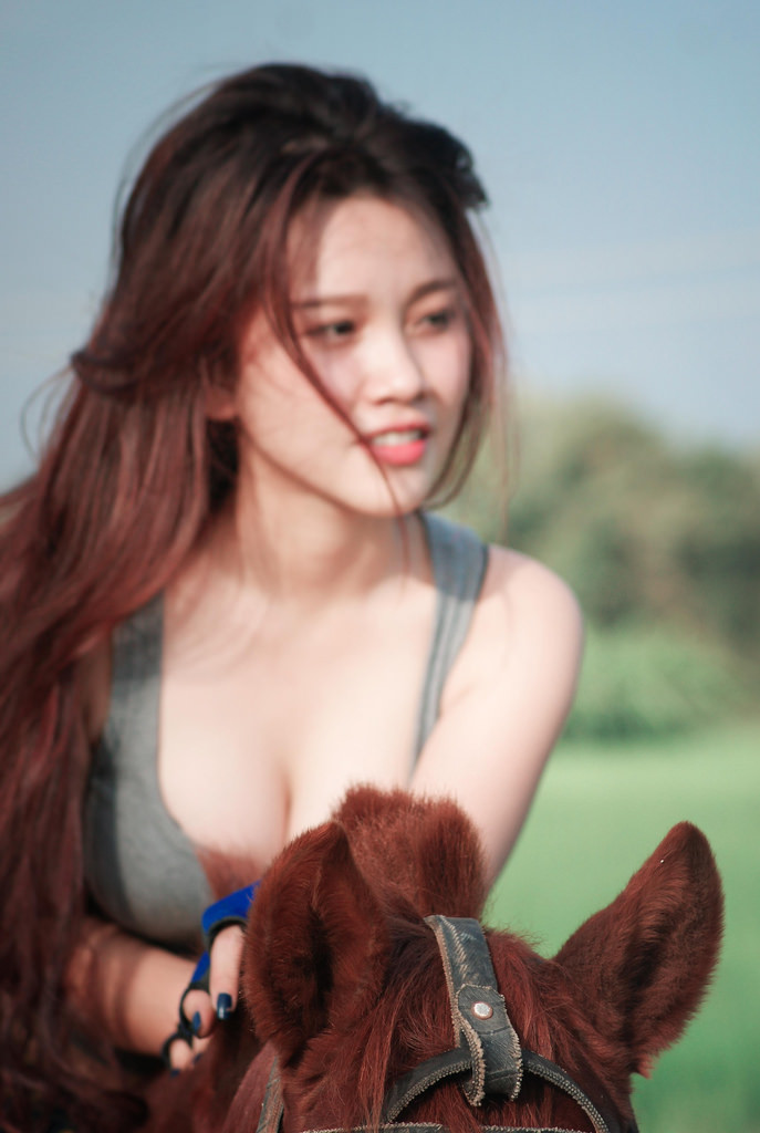 彼女彼女彼女